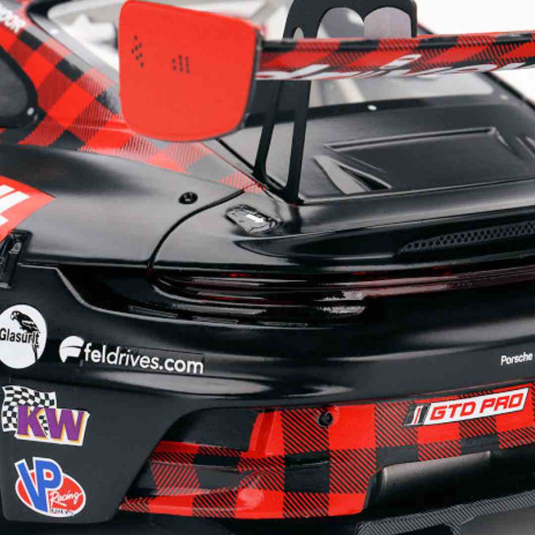 TS0510 IMSA PORSCHE 911 GTR3 MODEL